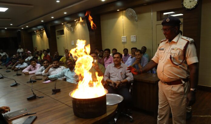 अग्निशमन सेवा सप्ताह के तहत हुआ आयोजन