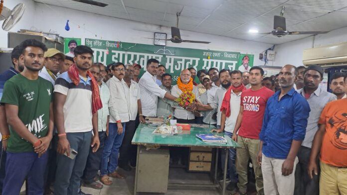 गुरुजी के पदचिन्हों पर चलने को यूनियन कृतसंकल्पित: बी. के. चौधरी