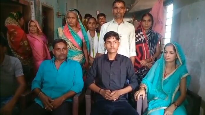 बोकारो के किसान के बेटे जगन्नाथ ने इंटर साइंस में झारखंड में हासिल किया तीसरा स्थान