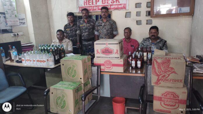 बोकारो: कसमार के पिर्गुल चौक से भारी मात्रा में अवैध विदेशी शराब जब्त