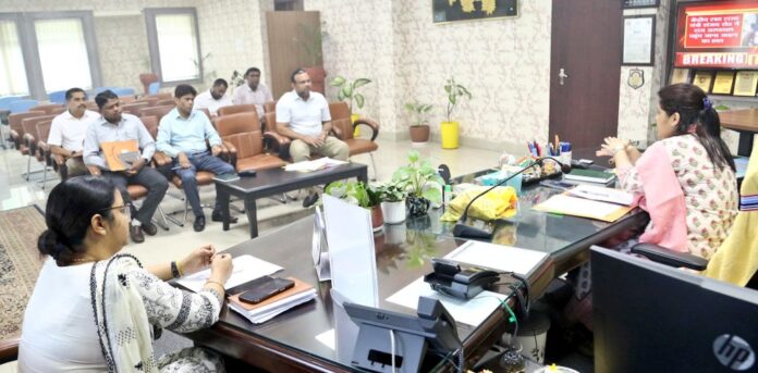 विशेष अवसरों पर छात्रों के लिए तिथि भोजन का आयोजन करें: उपायुक्त विजया जाधव