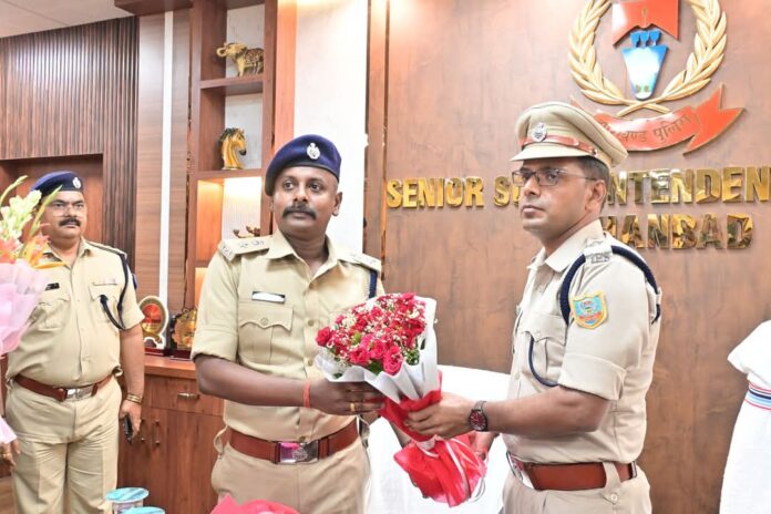 धनबाद के सातवें एसएसपी बने प्रभात कुमार, बोले – अग्रिम पुलिसिंग से जनता को राहत मिलेगी