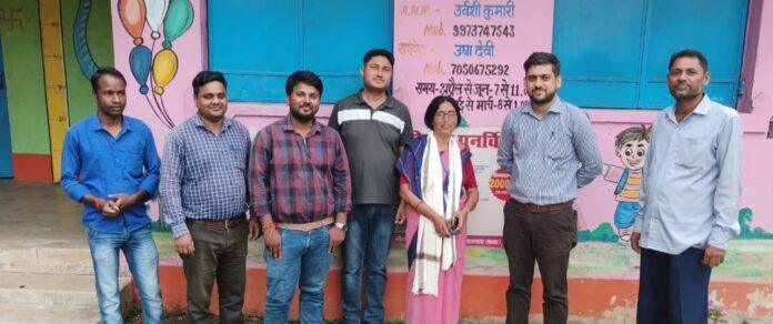 SIR-2026 अभियान में उत्कृष्ट कार्य करने पर सम्मानित बीएलओ इंदु देवी और पुष्पा देवी