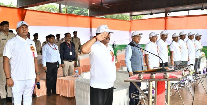IG Shailendra Kumar Sinha inaugurating Coal Regional Police Sports Competition at Bokaro Police Line