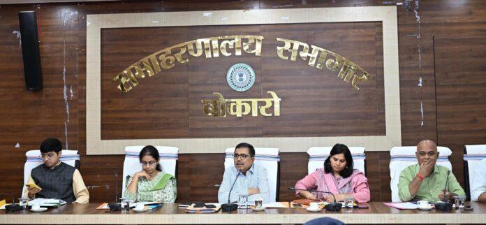 Bokaro DC reviewing preparations for 80th Independence Day celebration
