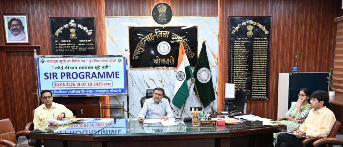 Bokaro DC reviewing e-telemedicine and mobile nutrition van program for malnutrition control