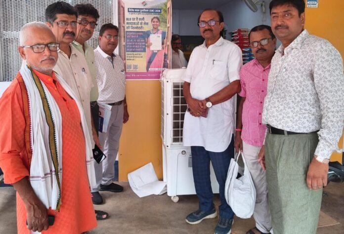 Bokaro Chamber members conducting SIR voter awareness campaign at City Centre