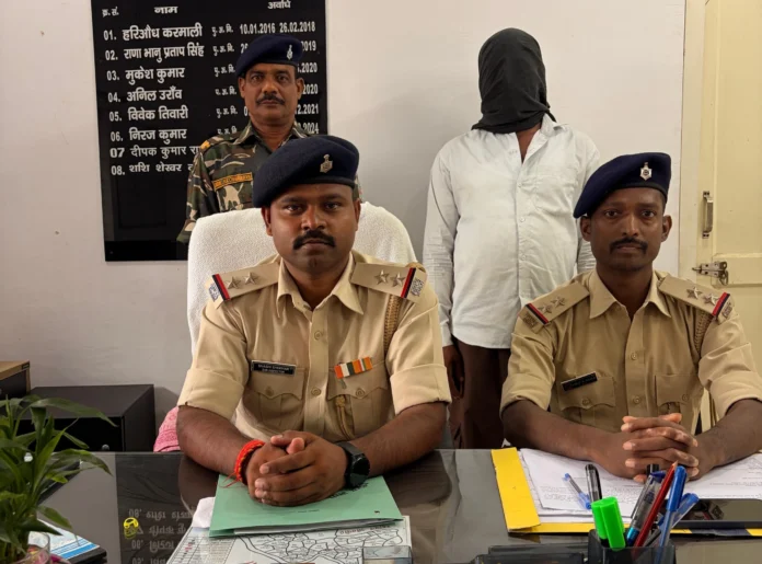 चतरोचट्टी थाना क्षेत्र में पुलिस द्वारा बरामद नकली विदेशी शराब